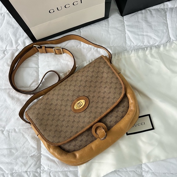 Gucci Tan and Brown Women's Bag - Picture 1 of 13